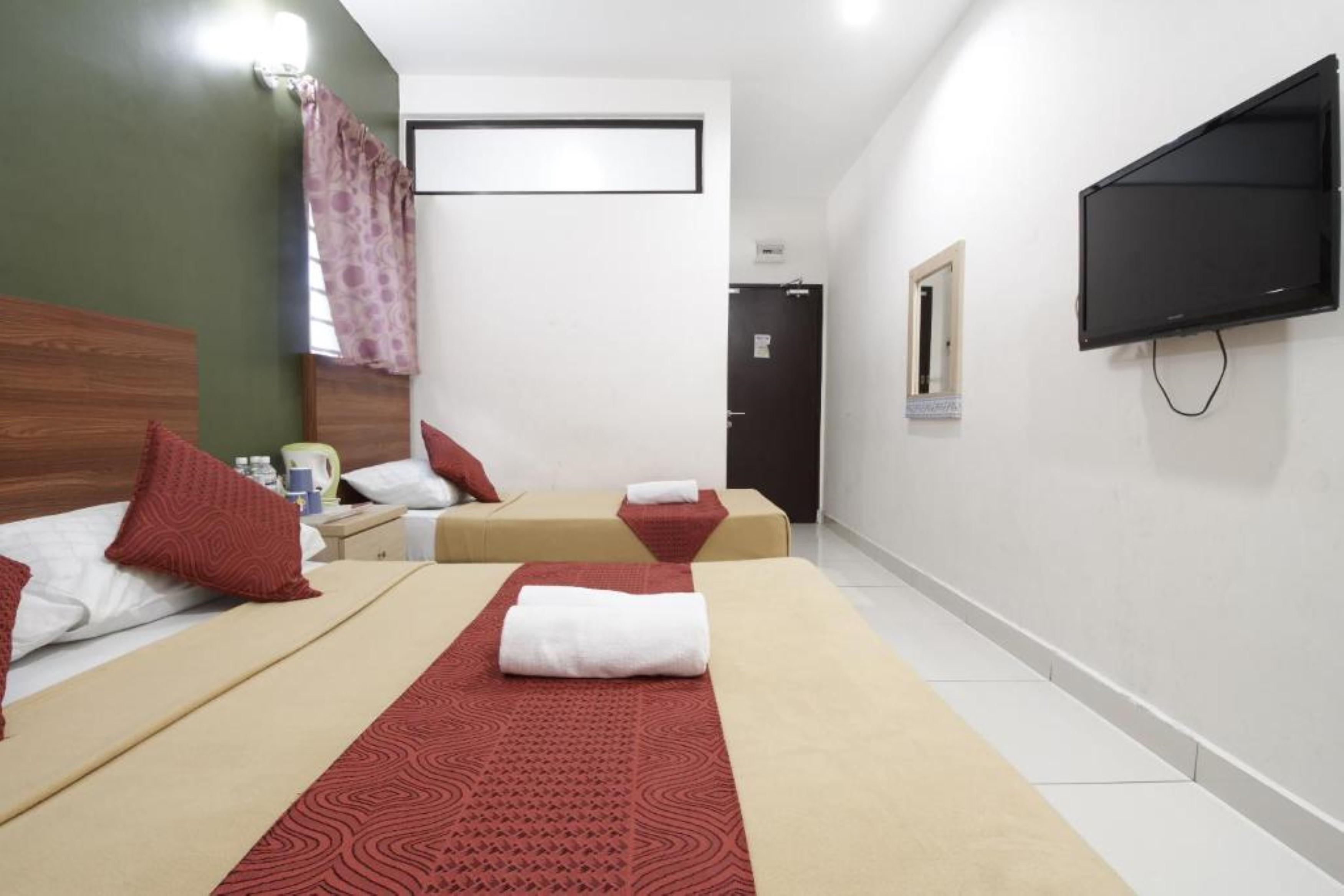 Coop Hotel Putrajaya & Cyberjaya Kampung Dengkil Exterior foto